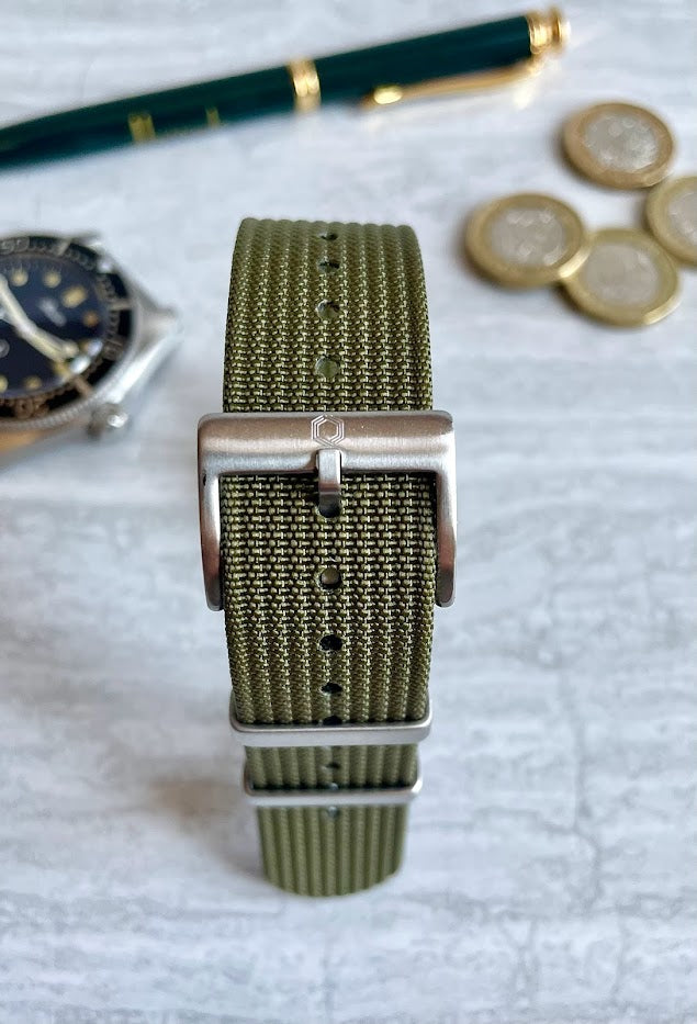 The 'Dartmoor' - Green adjustable watch strap made of ribbed nylon